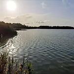 Casa de Férias Secluded Oasis By Kvie Lake-by Traum Ansager