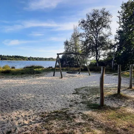 Casa de Férias Secluded Oasis By Kvie Lake-by Traum *