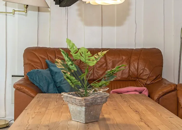 Secluded Oasis By Kvie Lake-by Traum Nyaraló Ansager