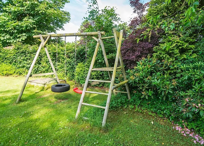 Secluded Oasis By Kvie Lake-by Traum Nyaraló