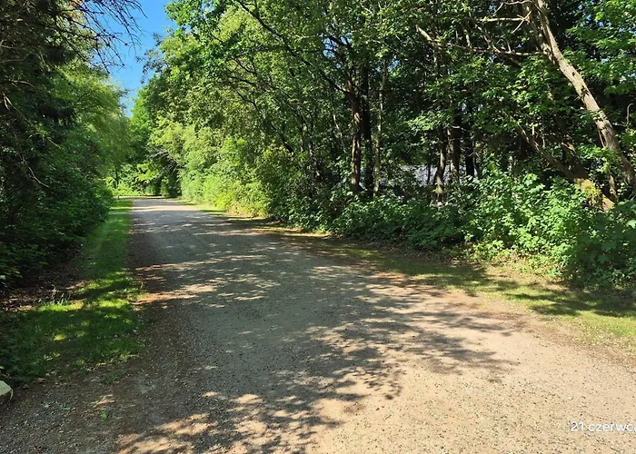 Secluded Oasis By Kvie Lake-by Traum Nyaraló