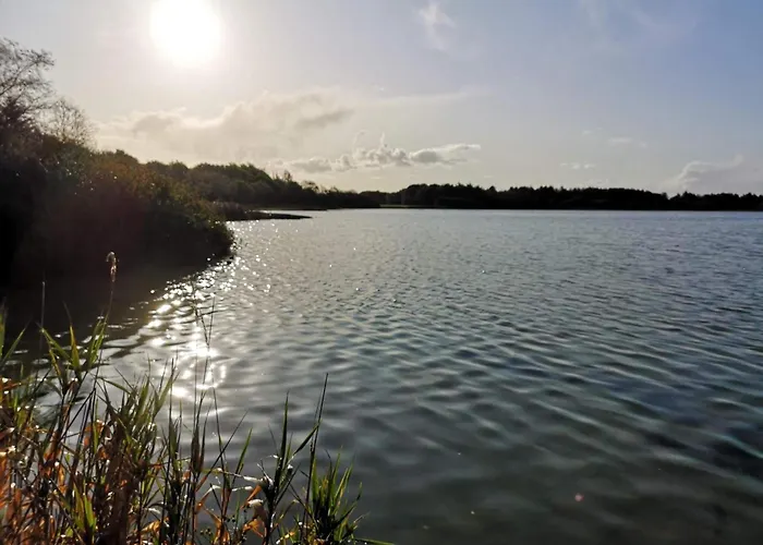 Nyaraló Secluded Oasis By Kvie Lake-by Traum Ansager